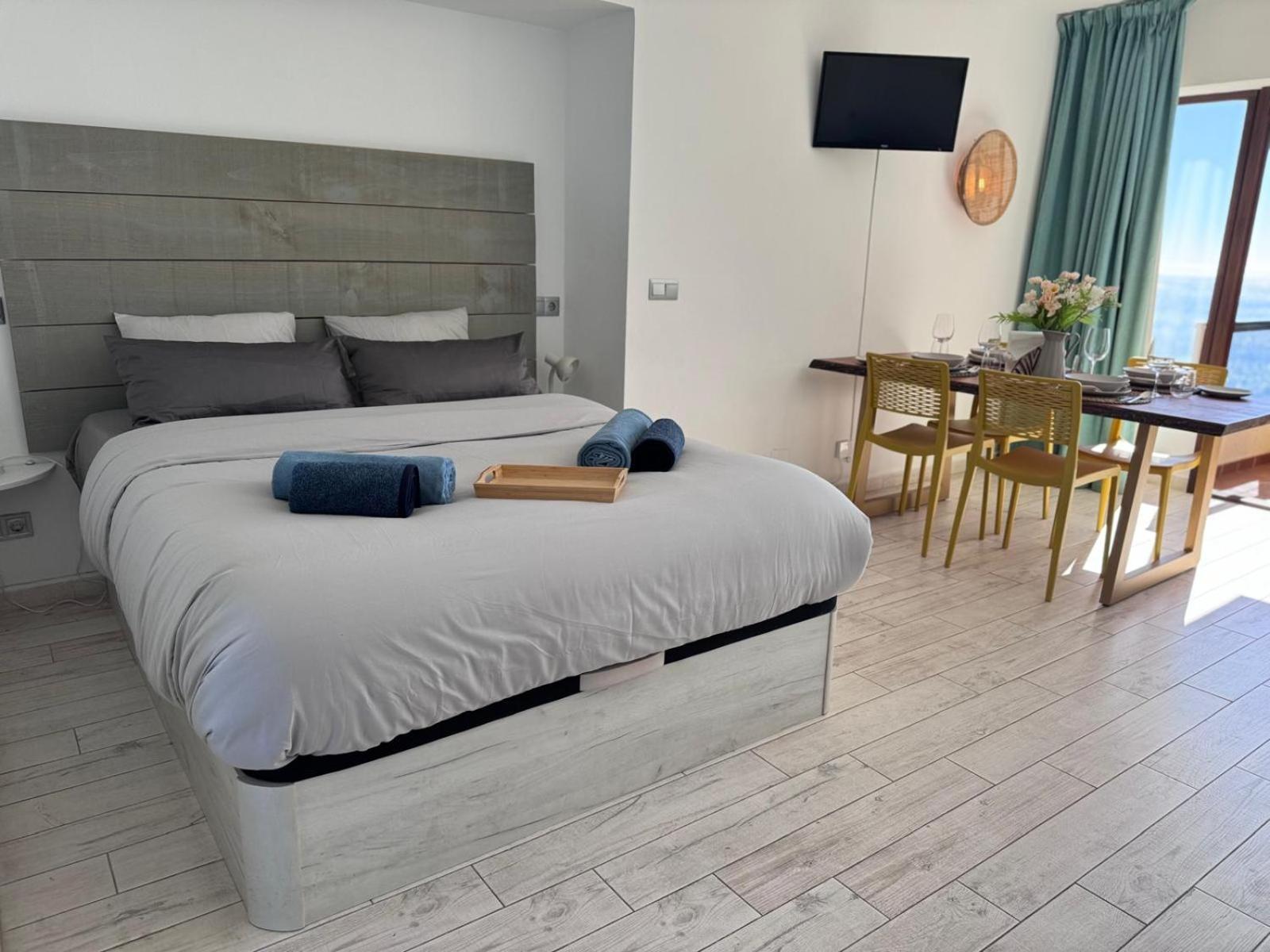 Apartment Aloha Playa Sea Views *